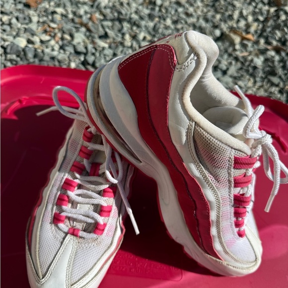 NIKE AIR 2010 Stylish White and Pink Women's Sneakers Sz 7 - Picture 4 of 13